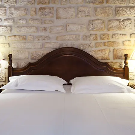 Hotel Grand Tonic & 3*