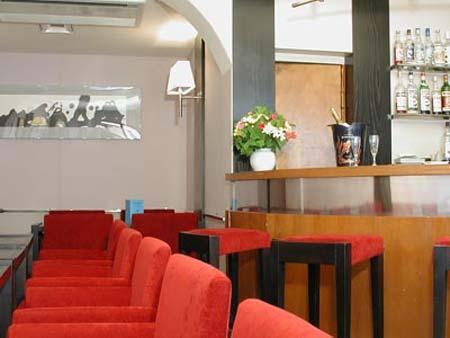 Grand Tonic & 3* Parigi