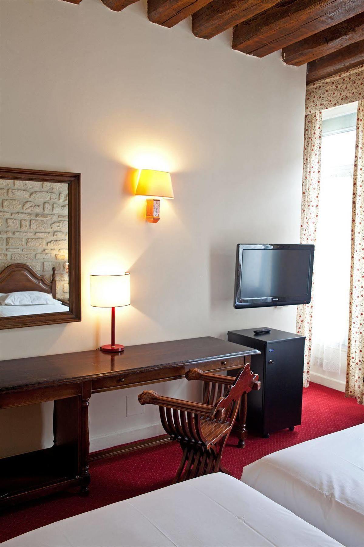 Tonic Du Louvre Hotel Parigi